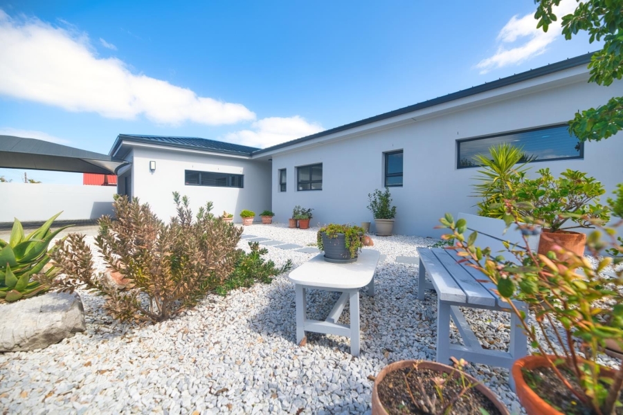 To Let 3 Bedroom Property for Rent in Northcliff Western Cape